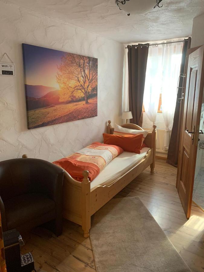 Hotel-hauensteiner-hof 3*